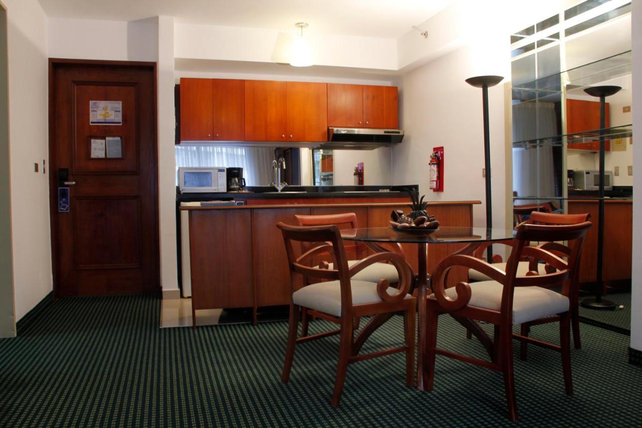 Hotel Altamira Suites Каракас Екстер'єр фото