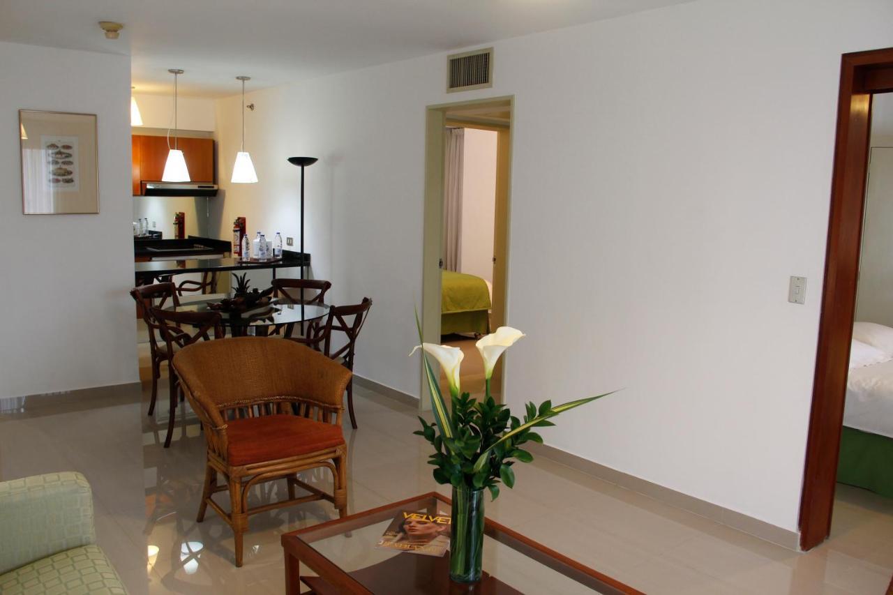 Hotel Altamira Suites Каракас Екстер'єр фото