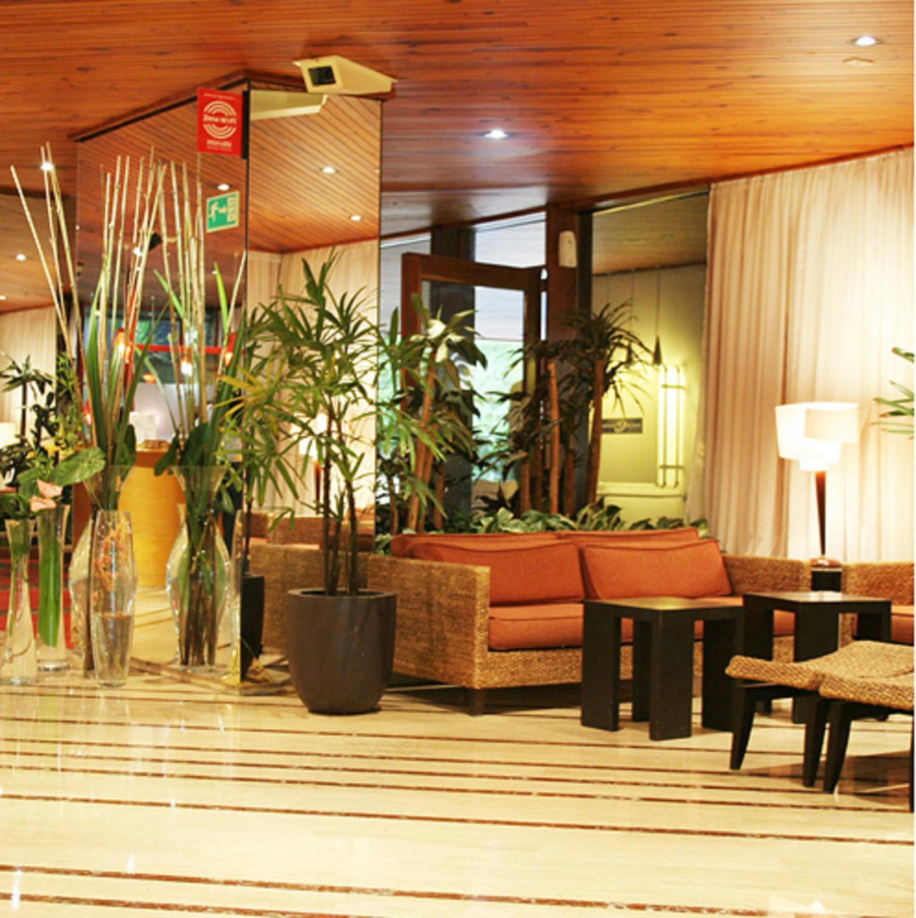 Hotel Altamira Suites Каракас Екстер'єр фото